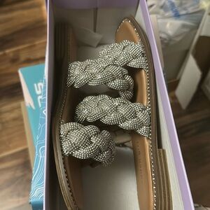 Madden girl sandals size 9 slightly used  no defects